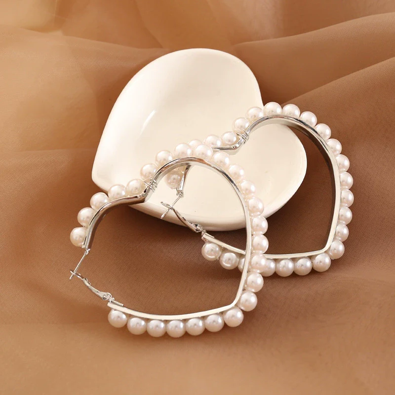 Pearl Heart Shaped Earrings Creative Exaggerated Design For Female - Image 4