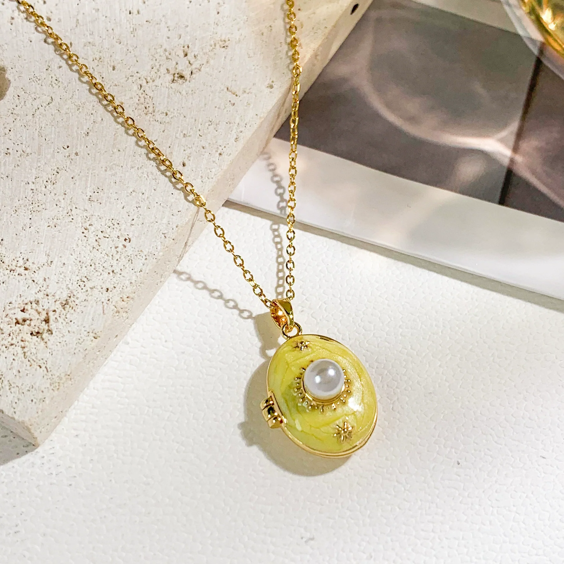 Pearl Star Oval Photo Box Necklace Copper Titanium Steel Real Gold Plated Sweet Style Women's Accessories - Image 3