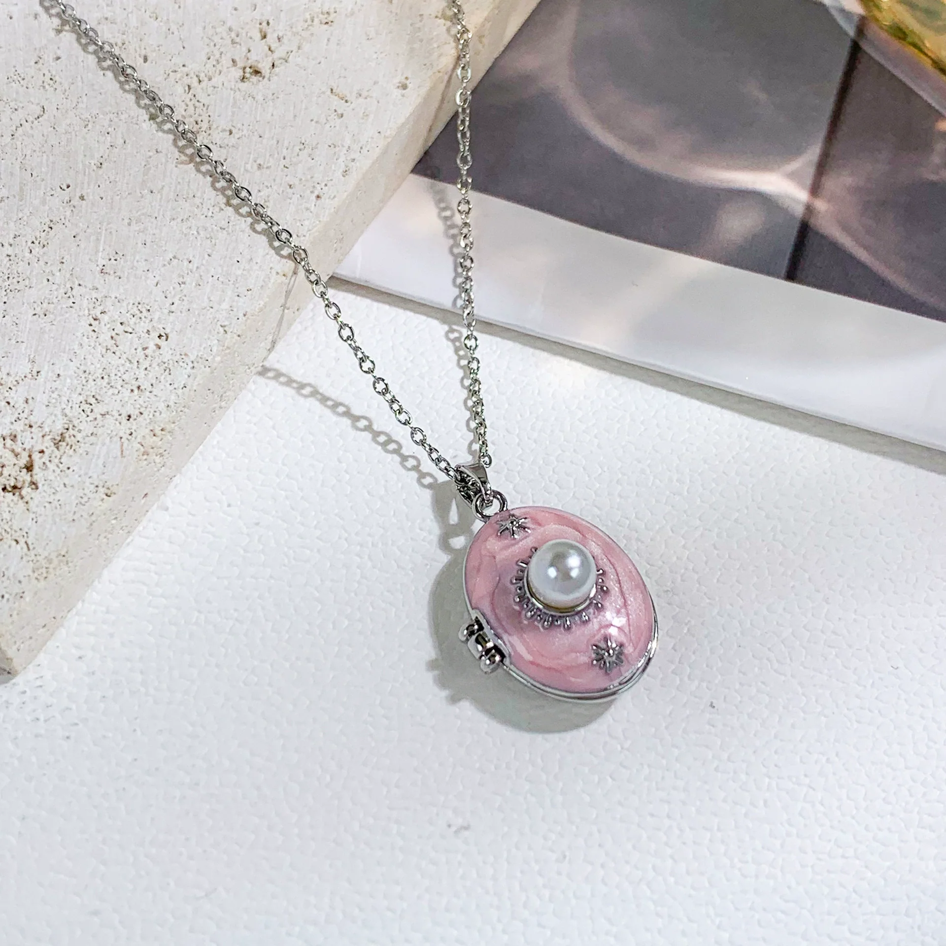 Pearl Star Oval Photo Box Necklace Copper Titanium Steel Real Gold Plated Sweet Style Women's Accessories - Image 5