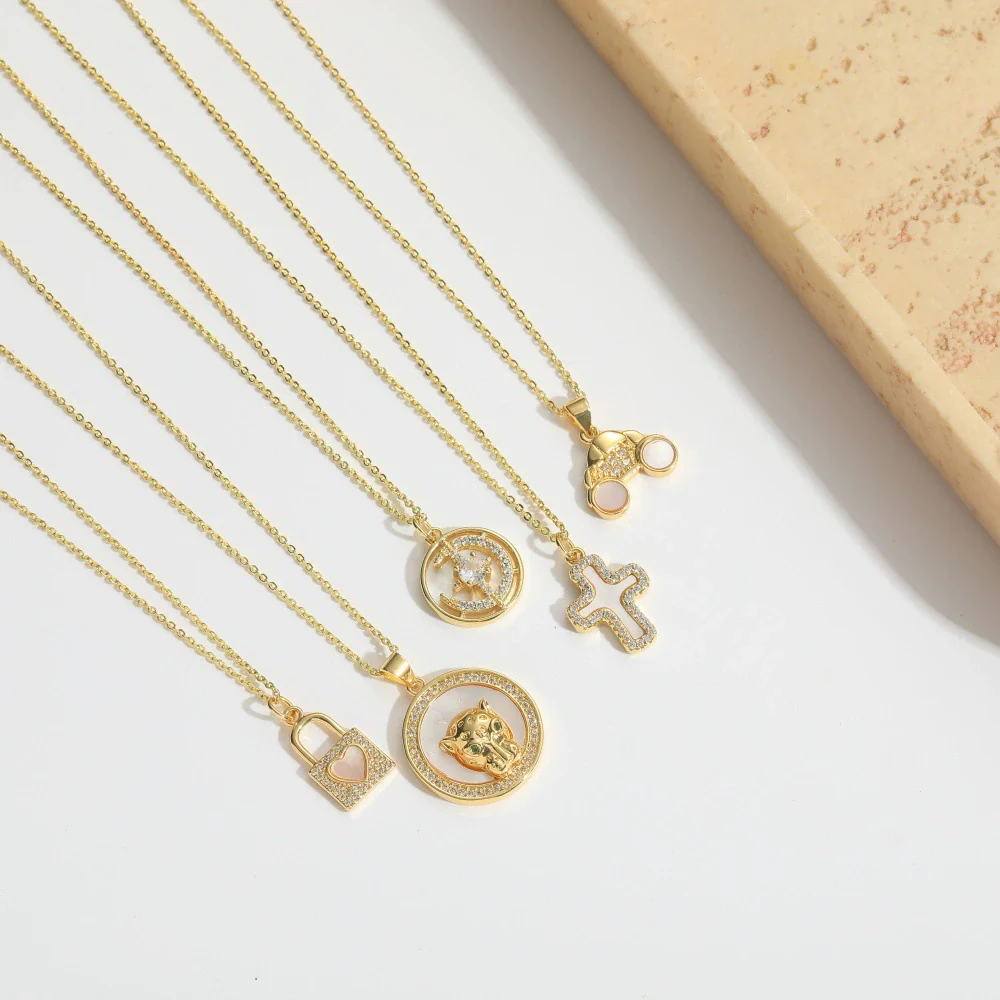 Pendant Clavicle Chain Women Retro Motherofpearl Zircon Inlaid Love Lock Shape Cross Design Copper Electroplating Geometric - Image 3