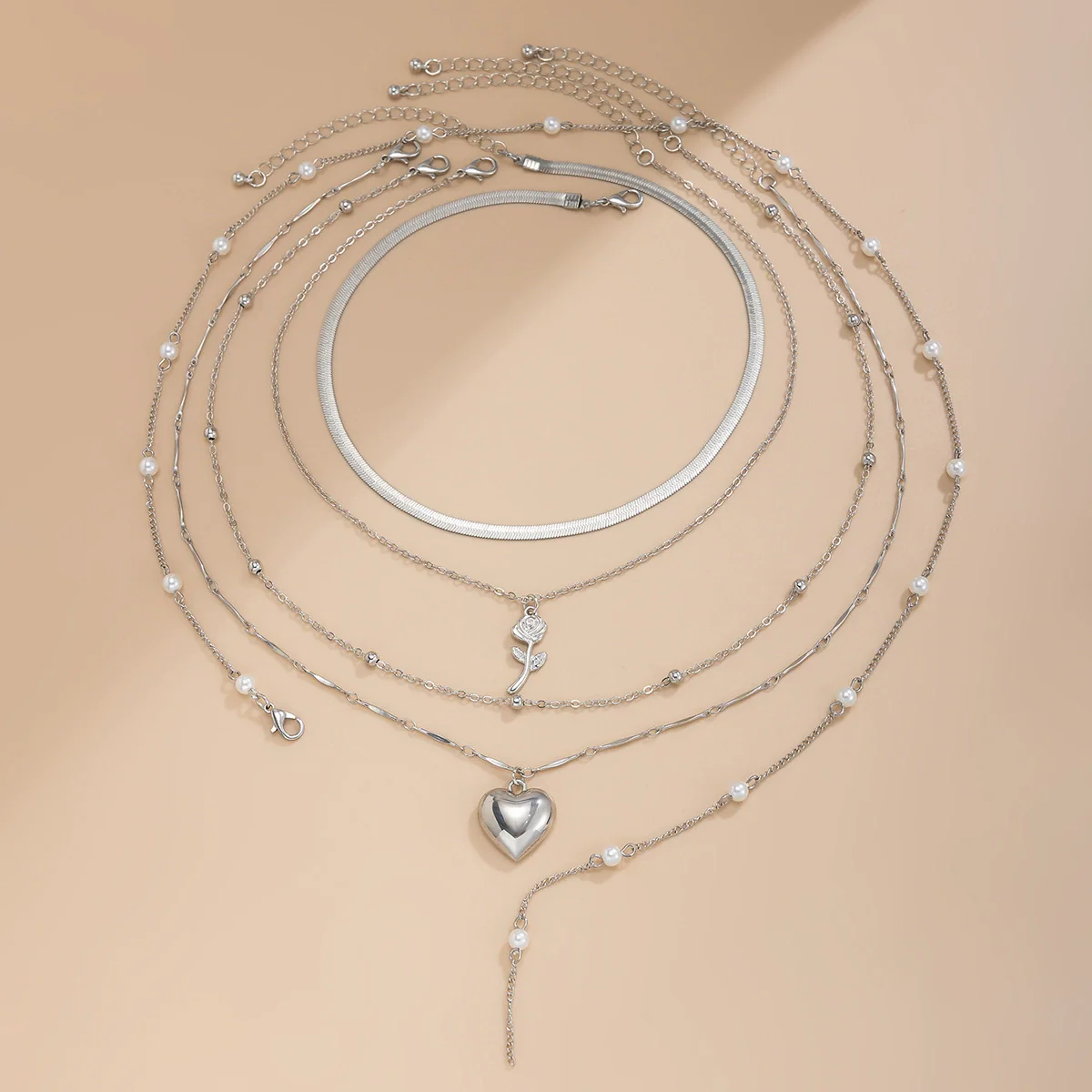 Pendant Necklace Alloy Imitation Pearl Tassel Snake Bone Chain Geometric Pattern Electroplating - Image 4