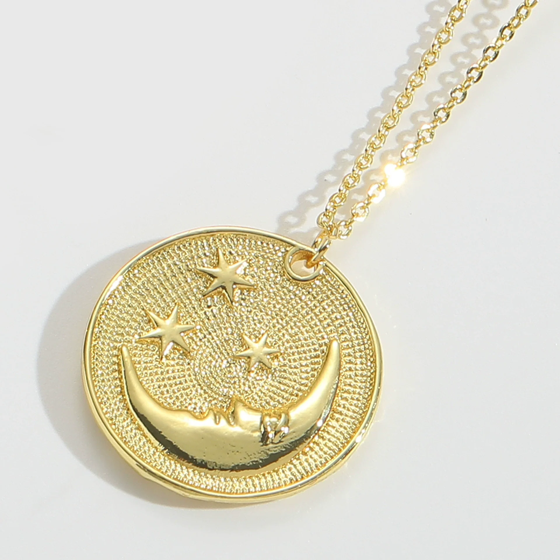 Pendant Necklace Copper 14K Goldplated Simple Geometric Heart Insect Bee Element - Image 10