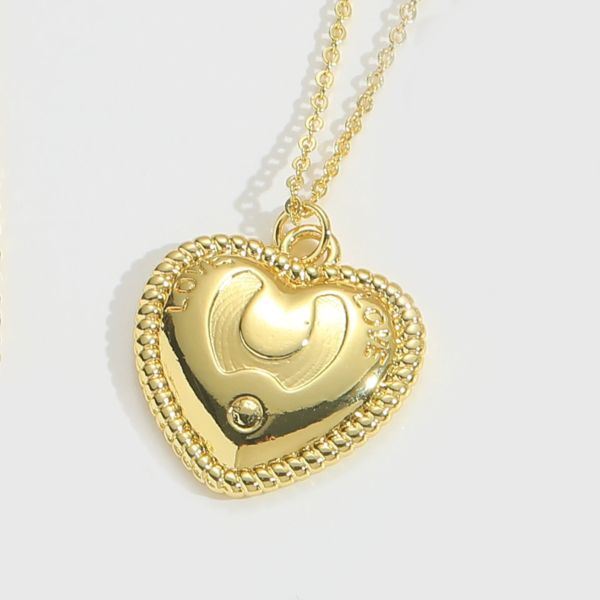 Pendant Necklace Copper 14K Goldplated Simple Geometric Heart Insect Bee Element - Image 6