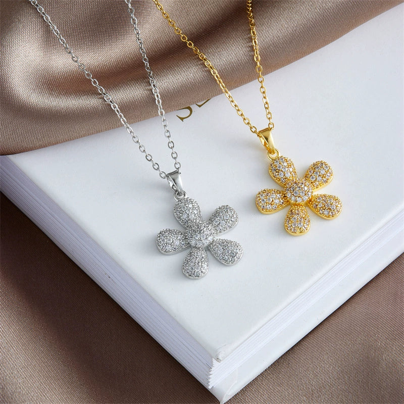 Pendant Necklace Copper Mixed Gem Inlay Electroplating Sunflower Leaves Light Luxury Style For Women - Image 3