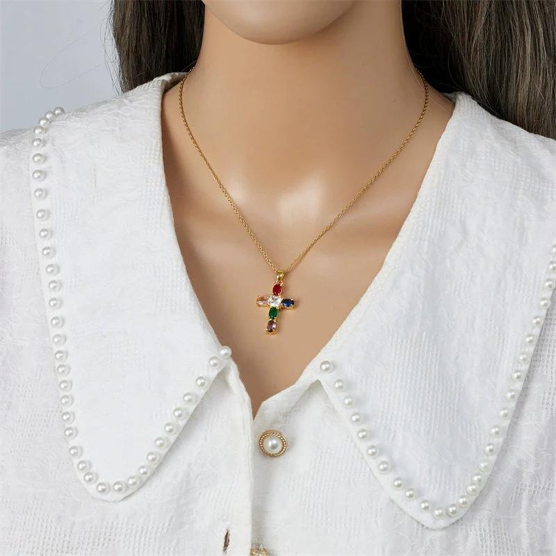 Pendant Necklace Copper Mixed Gem Inlay Electroplating Sunflower Leaves Light Luxury Style For Women - Image 4