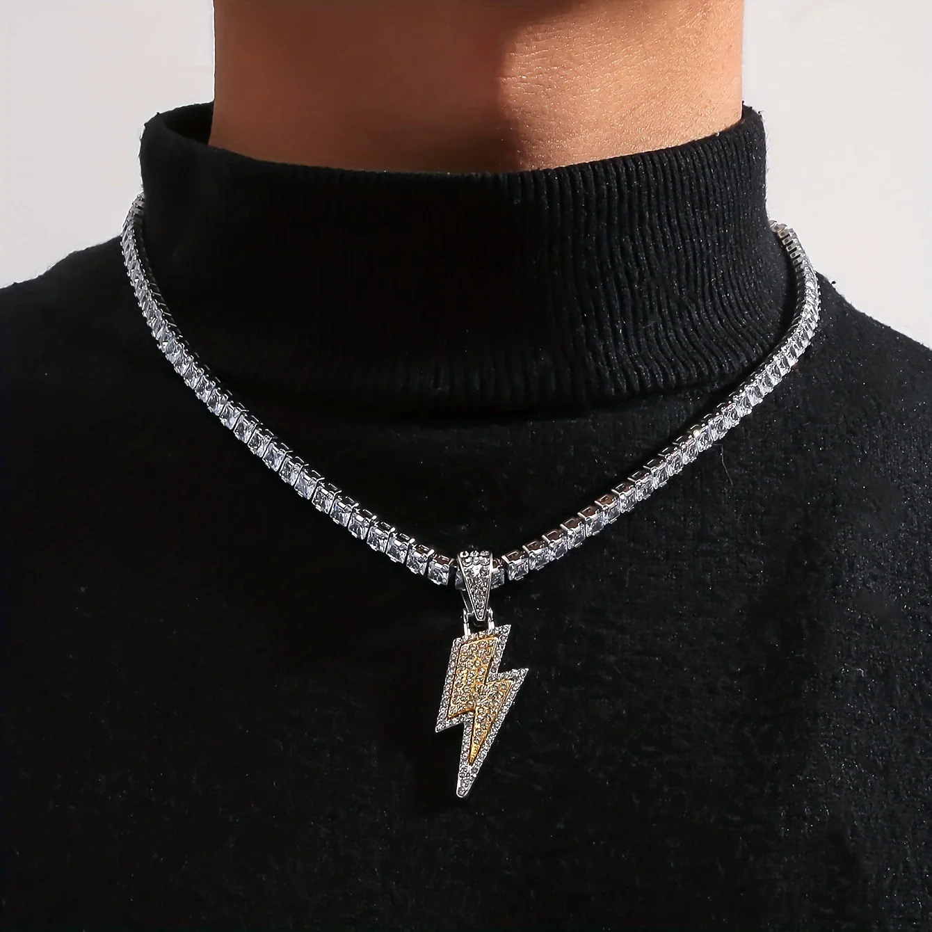 Pendant Necklace Hiphop Disco Lightning Style Copper Alloy With Diamond Geometric Design For Men And Women - Image 3
