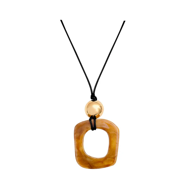 Pendant Necklace Women's Imitation Camel Bone Style Plastic Resin Geometric Polishing Clavicle Chain - Image 5