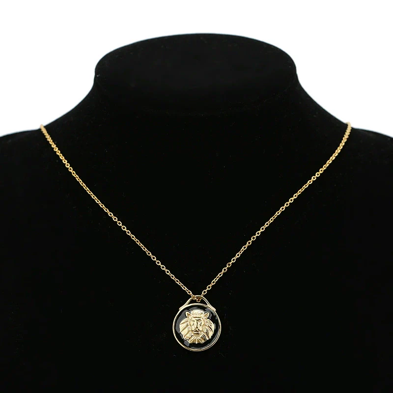 Pendant Stainless Steel Lion Dripping Oil Creative Retro Jewelry - Image 2