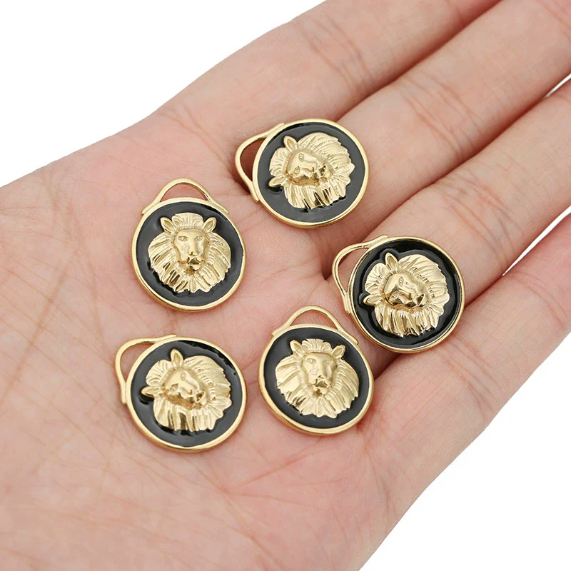 Pendant Stainless Steel Lion Dripping Oil Creative Retro Jewelry - Image 3