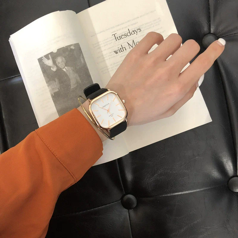 Quartz Watch Square Plastic Case Imitation Leather Strap Stainless Steel Clasp Leisure Style For Men And Women