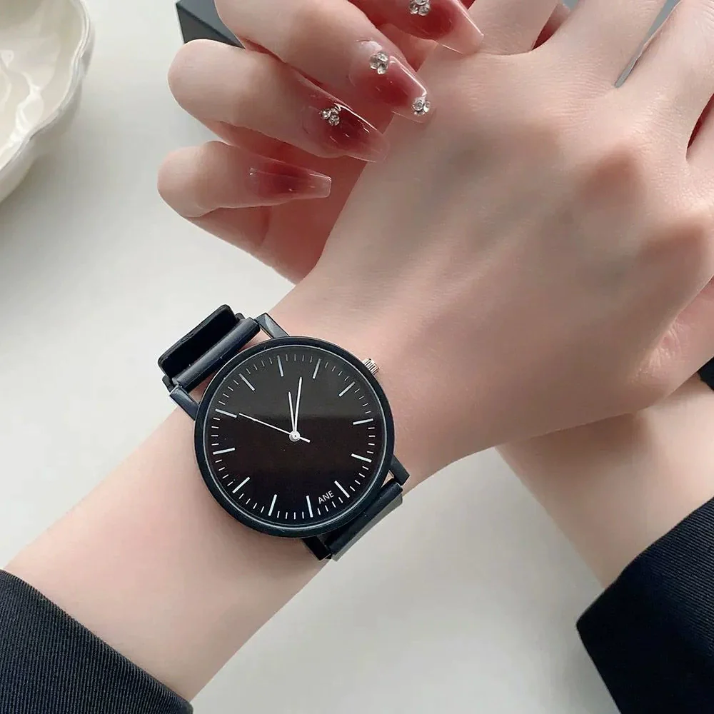 Quartz Watches Plastic Stainless Steel Round Cold Style Wholesale For Men And Women - Image 8