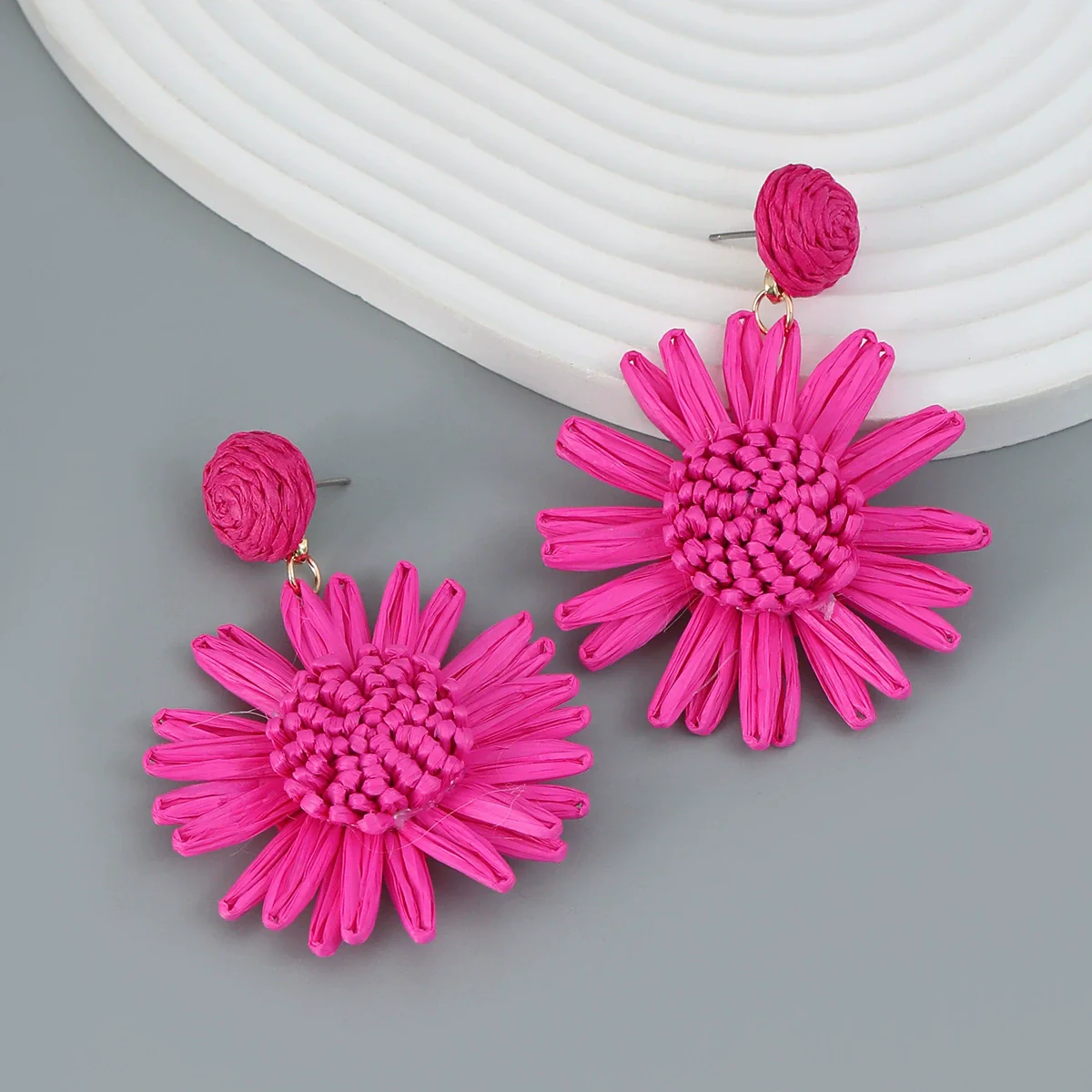 Raffia Women's Woven Flower Earrings - Image 3