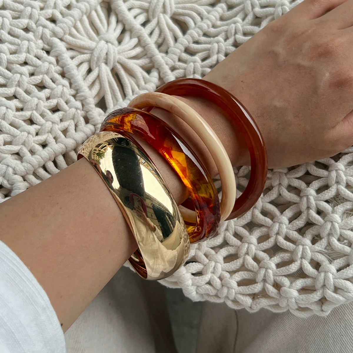 Retro Amber Smudged Acrylic Resin Wide Bracelet With Electroplating And Geometric Style - Image 2