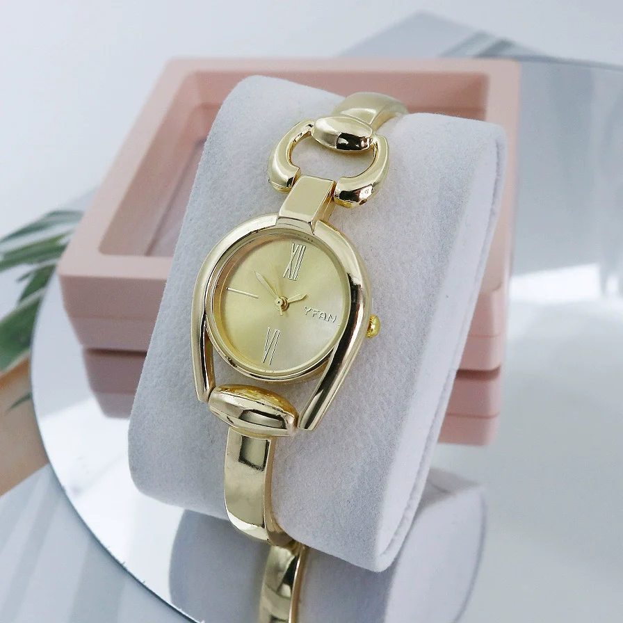 Retro Button Ring Women's Alloy Bracelet Watch Casual Fashion Quartz Round Dial - Image 2