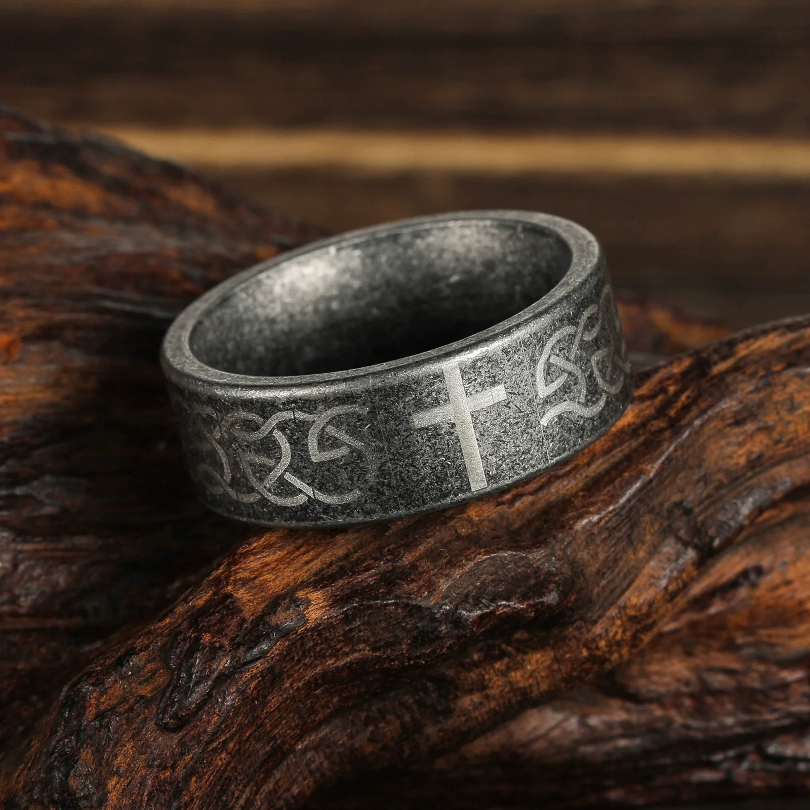Retro Cross Titanium Steel Ring Geometric Distressed Style Unisex Jewelry - Image 2