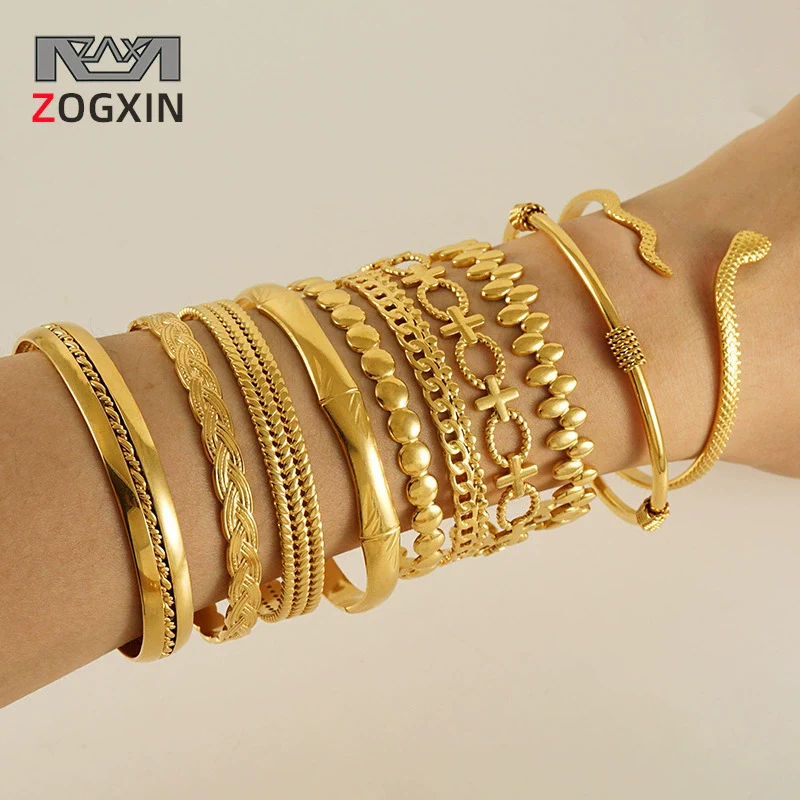 Retro Fashion 316L Stainless Steel Open Cshaped Women's Bracelet With Electroplating Treatment