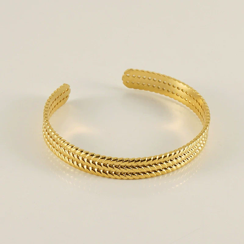 Retro Fashion 316L Stainless Steel Open Cshaped Women's Bracelet With Electroplating Treatment - Image 4