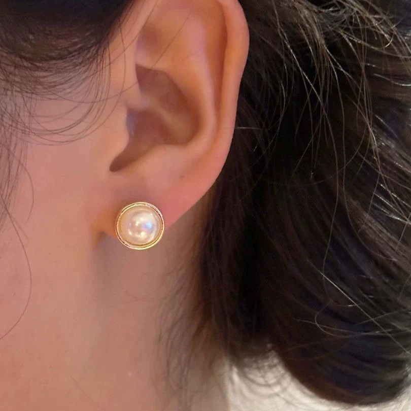 Retro Love Pearl Earrings For Women Zinc Alloy Material With Heart Pattern And Electroplating Process - Image 2