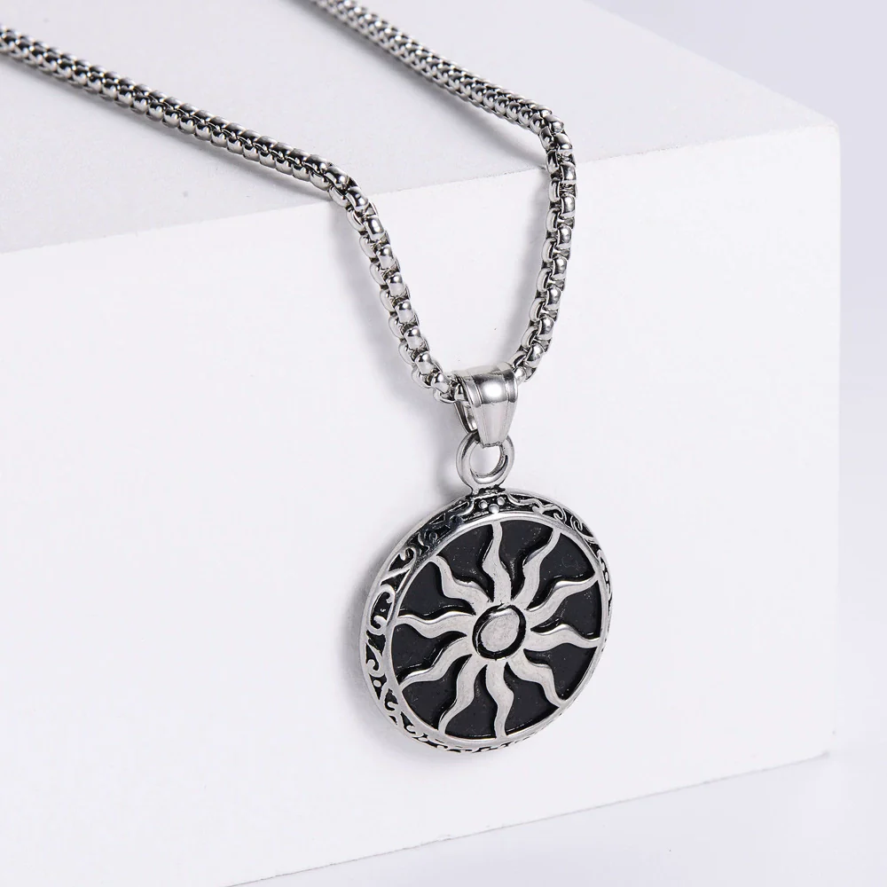 Retro Punk Hip Hop Stainless Steel Sun God Sunflower Doll Pendant Men's Necklace With Electroplating