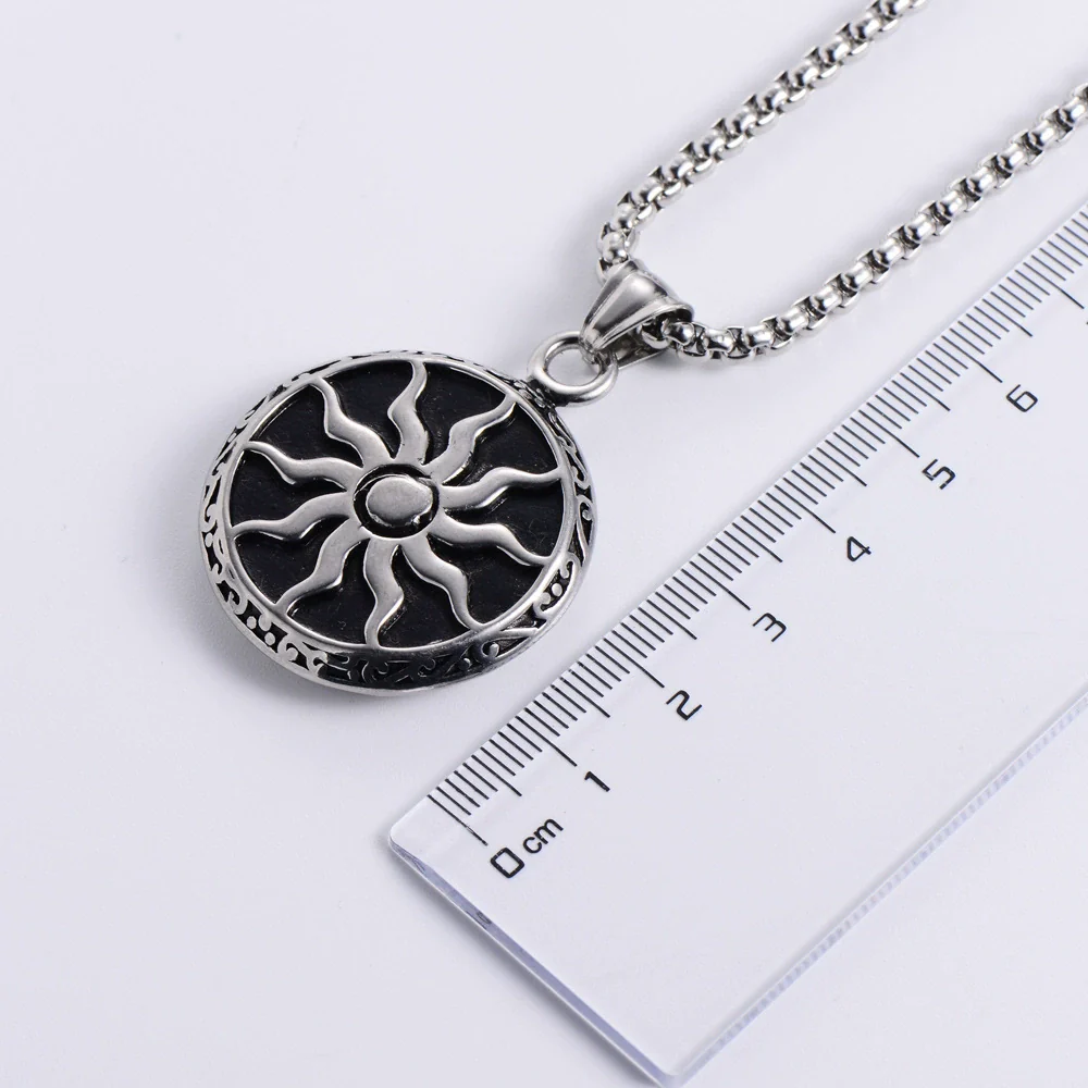 Retro Punk Hip Hop Stainless Steel Sun God Sunflower Doll Pendant Men's Necklace With Electroplating - Image 2