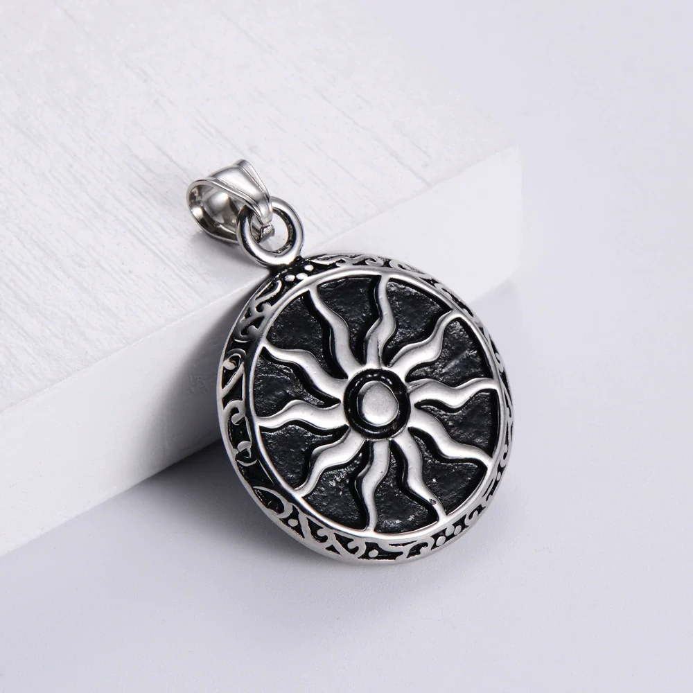 Retro Punk Hip Hop Stainless Steel Sun God Sunflower Doll Pendant Men's Necklace With Electroplating - Image 3