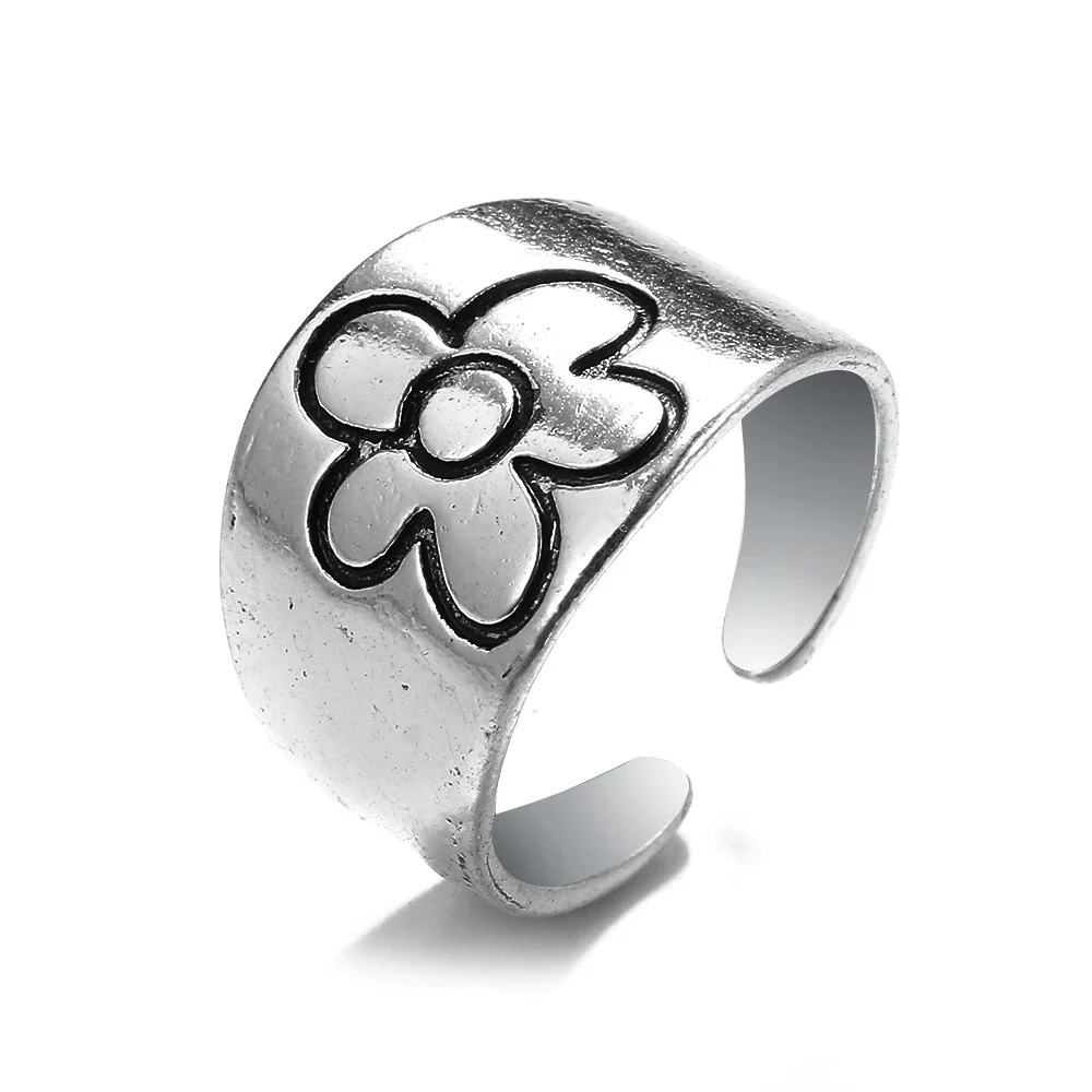 Retro Punk Style Alloy Cast Ring - Image 23