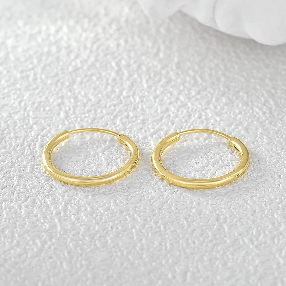 Retro Simple Fashion Geometric Metal Earrings For Women Copper Plated With 18K Gold Electroplated