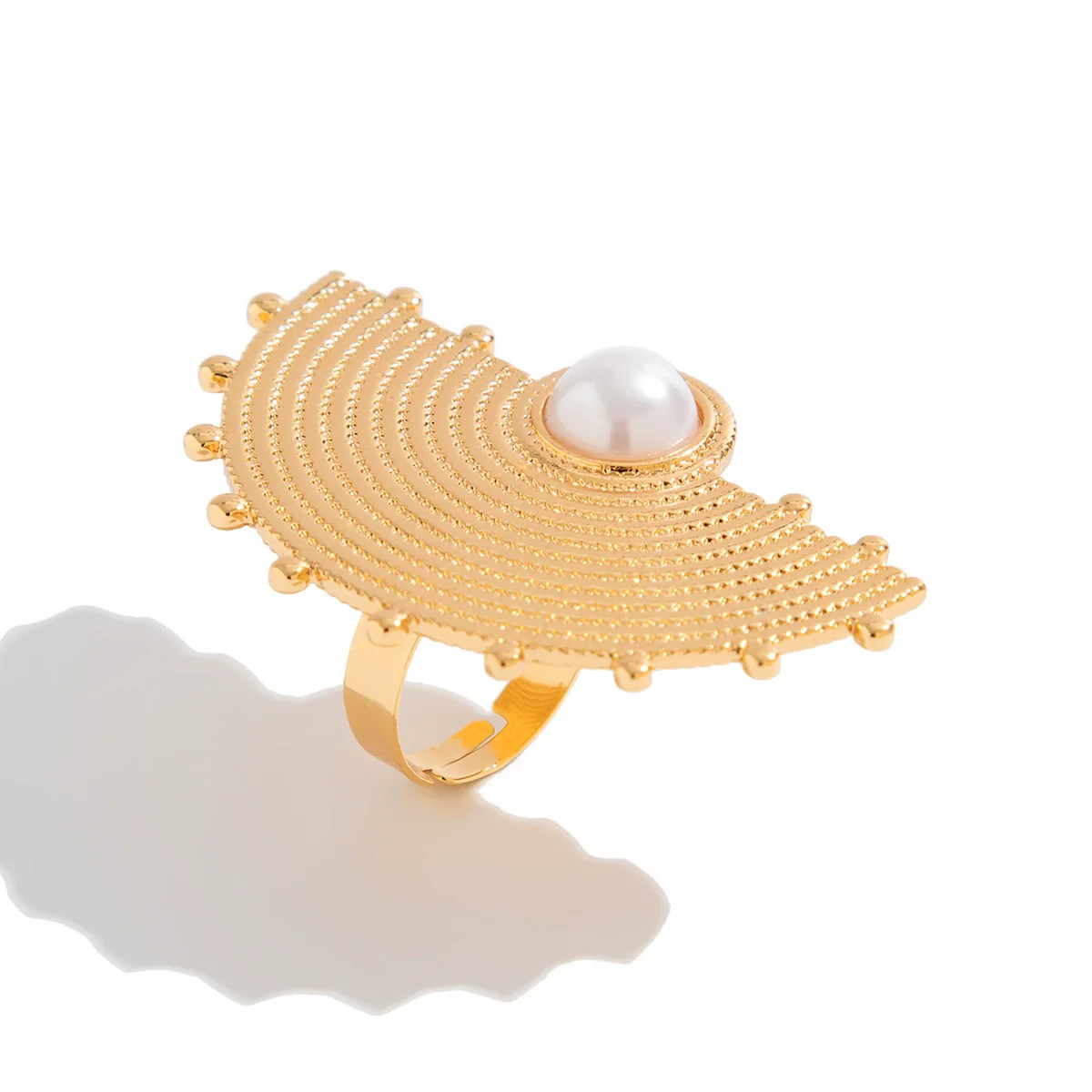 Ring Metal Imitation Pearl Ruffled Feather Flower Leaf Electroplated Style - Image 5