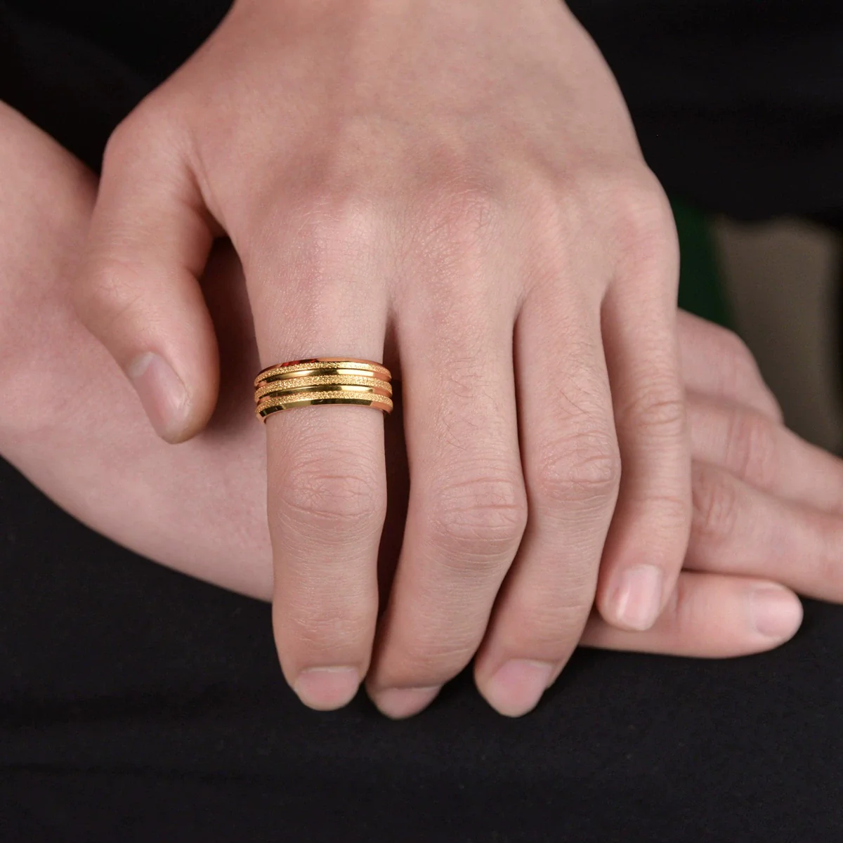 Ring Stainless Steel Goldplated Geometric Frosted Light Luxury Jewelry - Image 4
