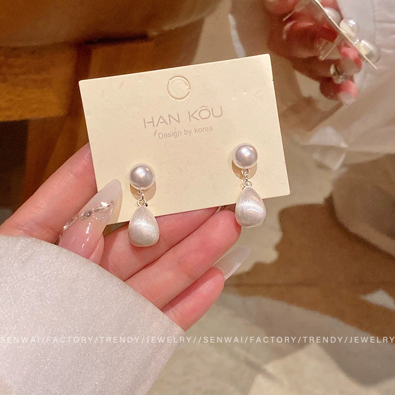 S925 Silver Butterfly Stud Earrings For Women Zircon Pearl Electroplated Light Luxury Niche Highend Minimalist Geometric - Image 37