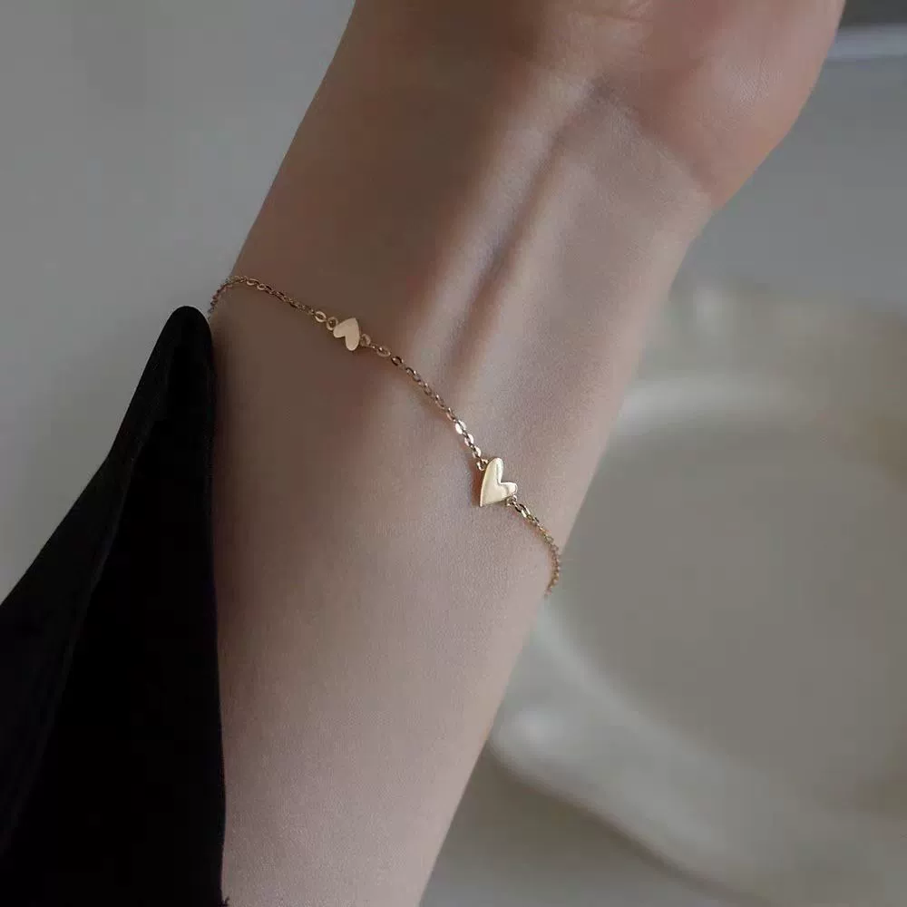 S925 Sterling Silver Heartshaped Women's Bracelet With Hearts Simple 18K Gold Plated Polishing Style