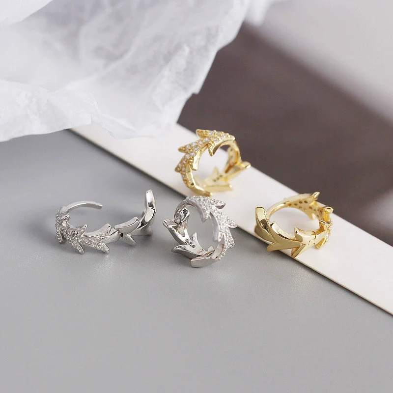 S925 Sterling Silver Leaf Design Electroplated Light Luxury Style Earrings - Image 3