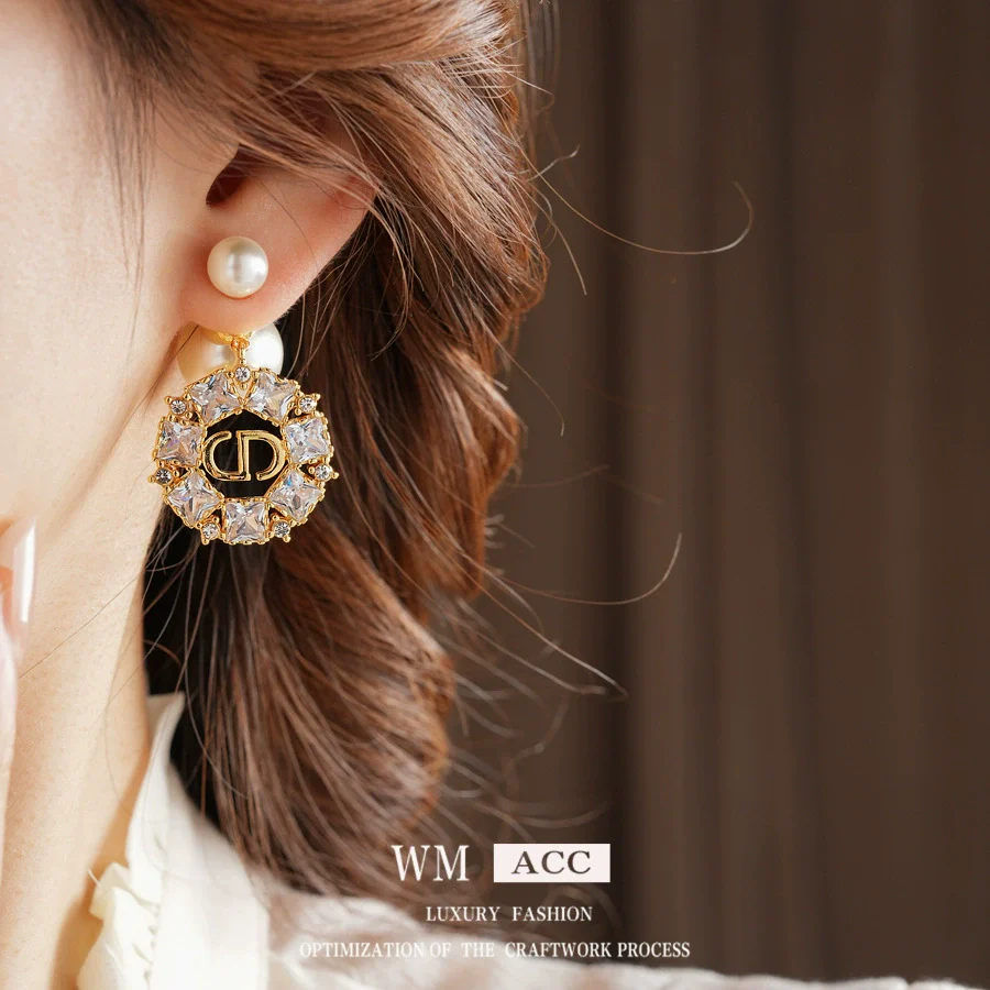 Silver Needle Imitation Pearl Earrings With Letter Shape Gold Electroplated And Zirconia Design For Women - Image 4