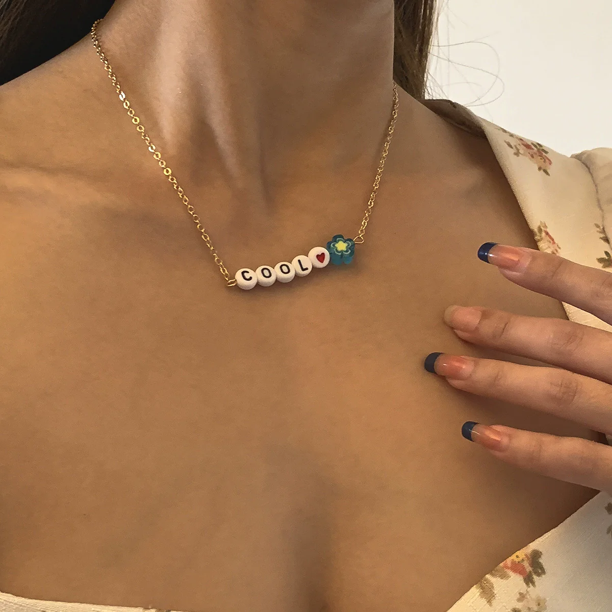 Simple Metal Chain Letter Glass Small Flower Collarbone Necklace Material Fine Copperclad Iron Acrylic Glass Flower Process Electroplating