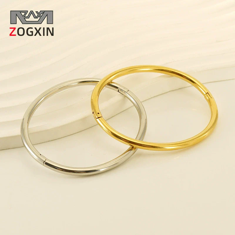 Simple Niche Oval 316L Stainless Steel And 18K Titanium Steel Electroplated Bracelet