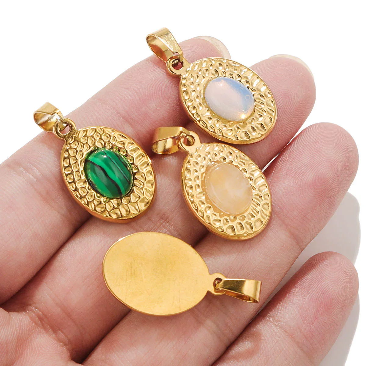 Simple Stainless Steel Oval Turquoise Totem Pendant Necklace For Women Electroplated Jewelry Accessories - Image 4