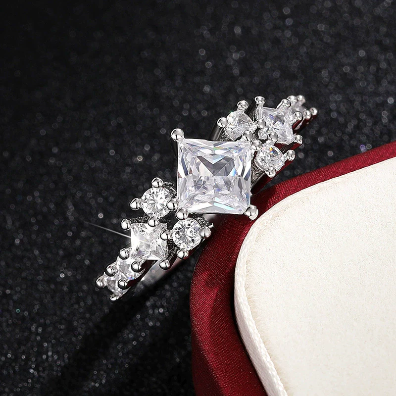 Square Bag Imitation Moissanite Ring Copper Material Geometric Pattern Inlaid Zircon Women's Ring - Image 3