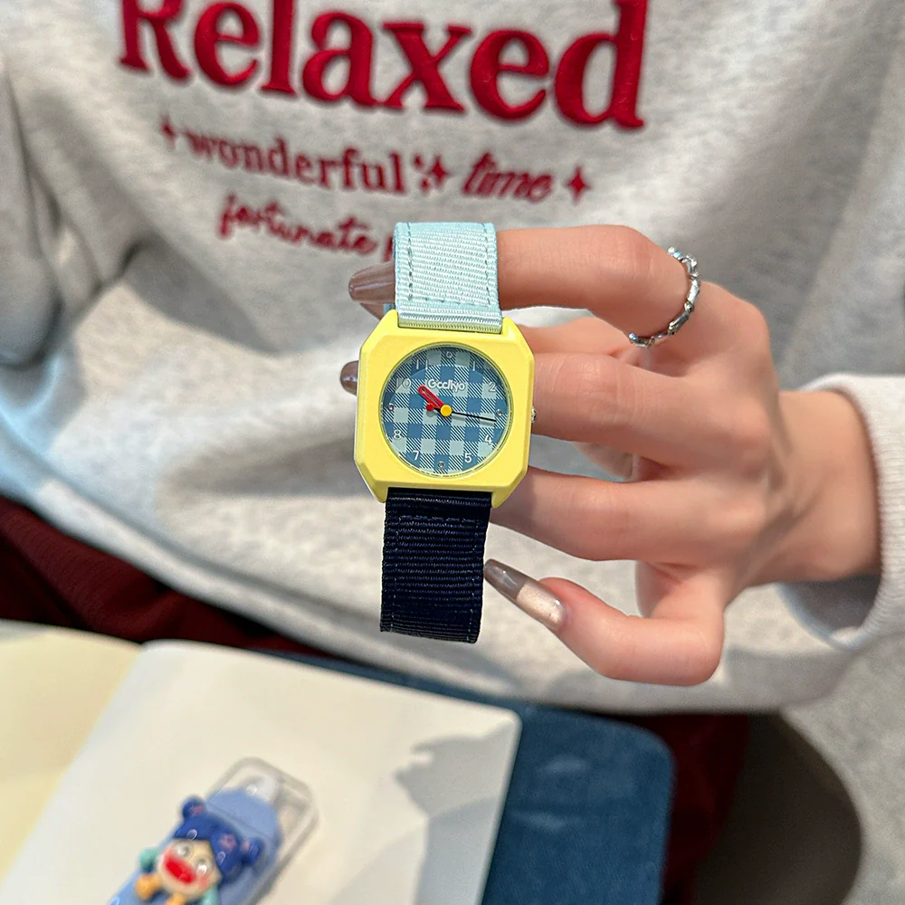 Square Casual Alloy Textile And Stainless Steel Watch With Spiral Crown And Mineral Reinforced Mirror For Students - Image 4