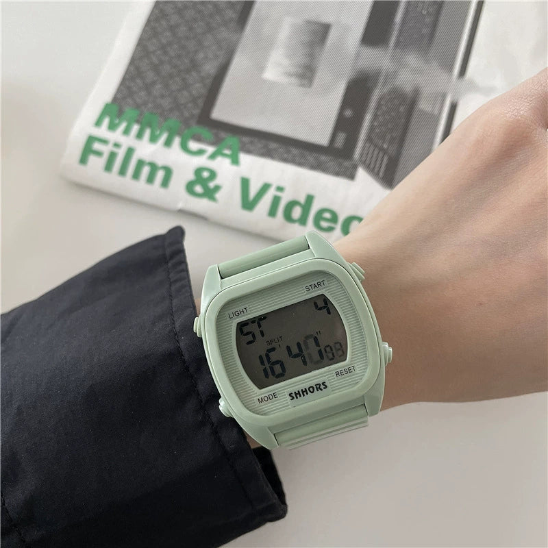Square Electronic Watch Plastic Case Silicone Strap Leisure Style Waterproof