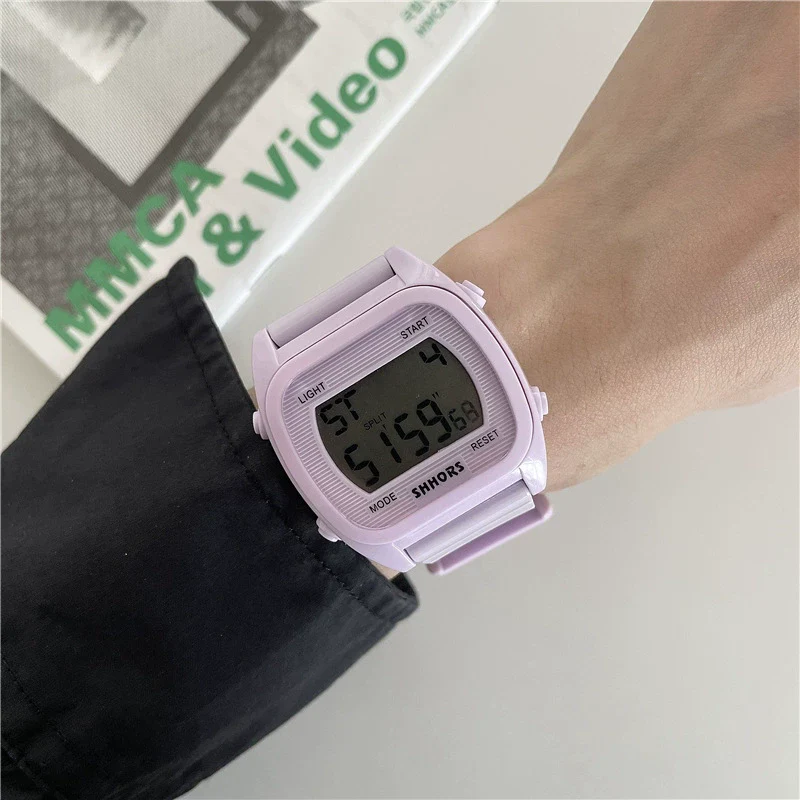 Square Electronic Watch Plastic Case Silicone Strap Leisure Style Waterproof - Image 2