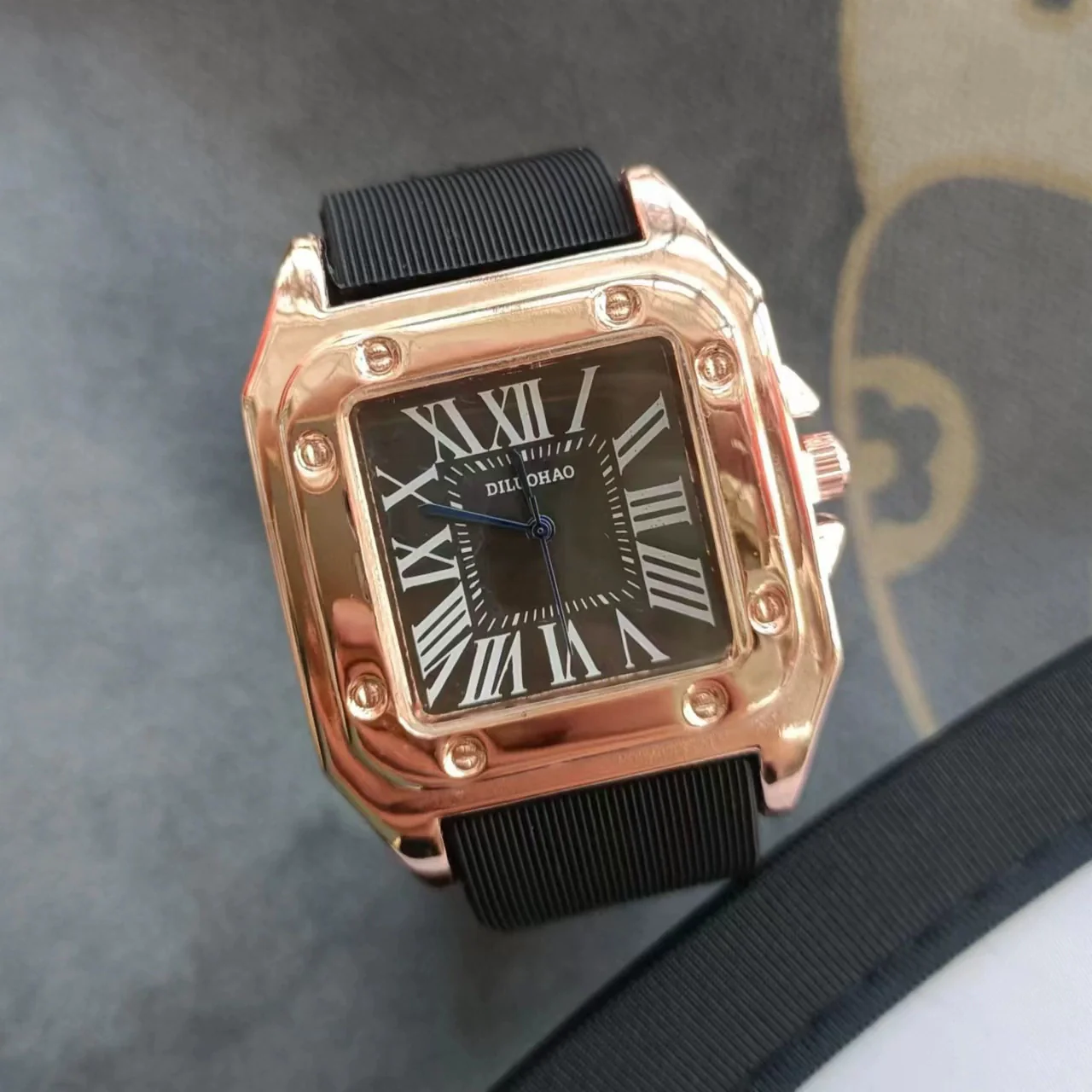 Square Silicone Alloy Women's Leisure Watch With Roman Dial - Image 10