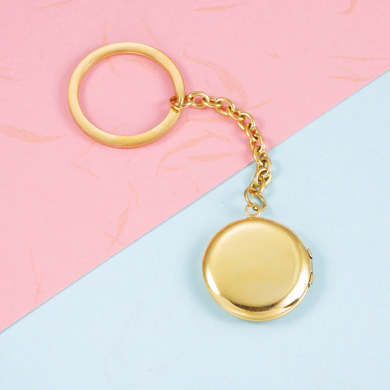 Stainless Steel Couple Round Geometric Gloss Commemorative Photo Keychain Pendant With Electroplating - Image 6