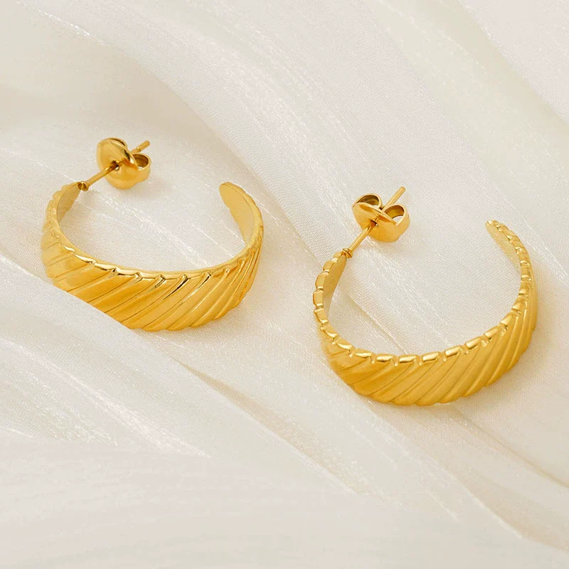 316L Stainless Steel Electroplated Geometric Ushaped Retro Style Earrings - Image 3