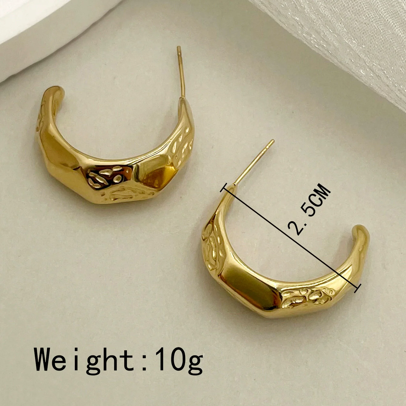Stainless Steel Embossed Geometric Cshaped Earrings With Electroplating - Image 4