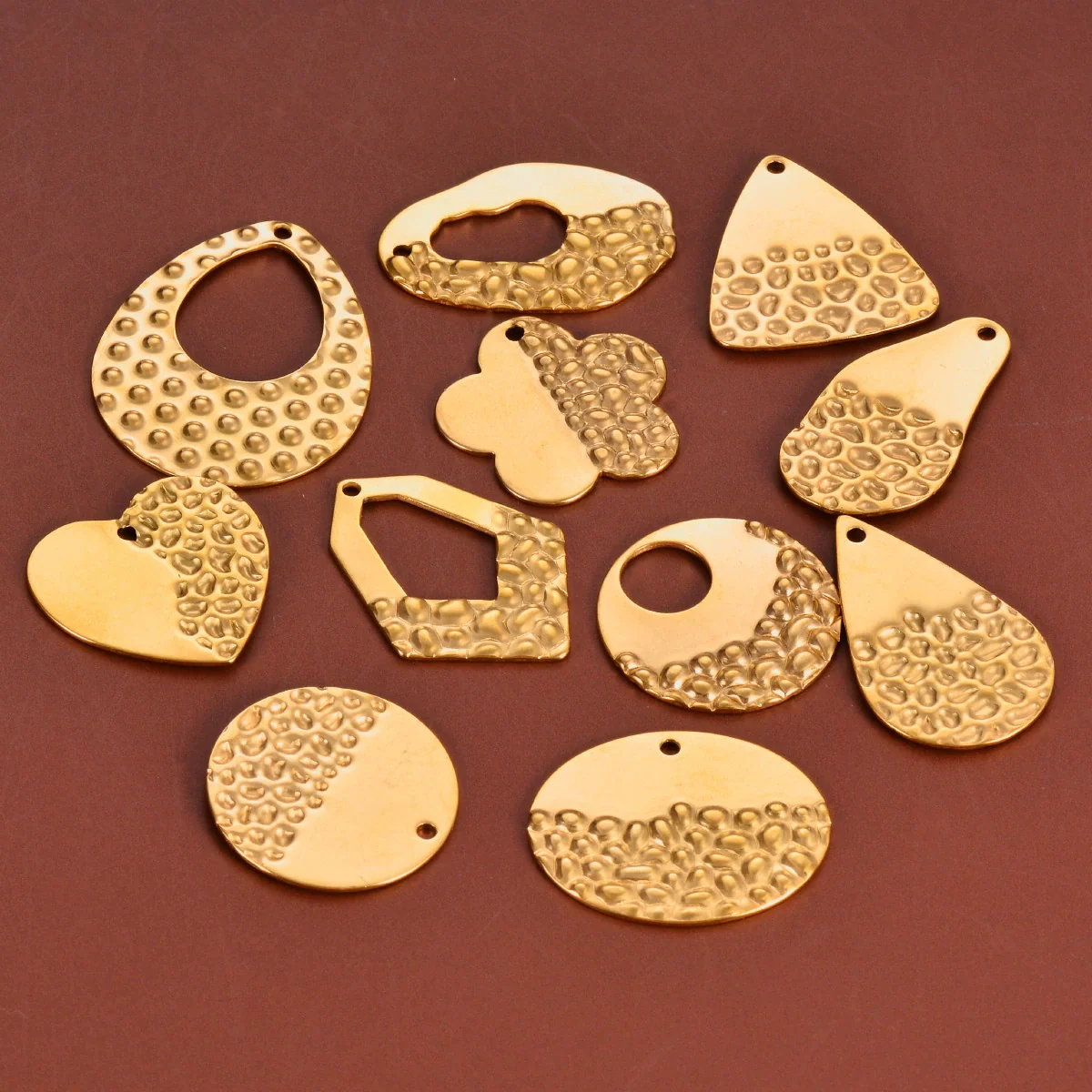 Stainless Steel Embossed Love Heart Electroplated Earrings Jewelry Accessories - Image 4