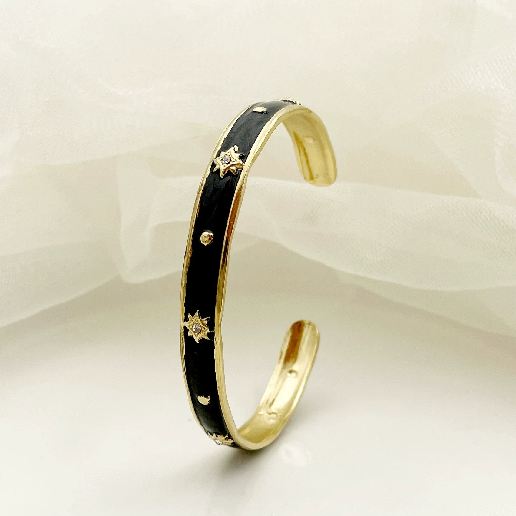 Stainless Steel Enamel Oildrip Diamondencrusted Eightpointed Star Adjustable Open Bracelet With Electroplating - Image 6