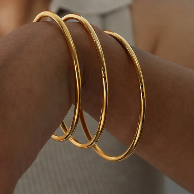 Stainless Steel Geometric Electroplated Imitation Gold Unfading Bracelet For Women