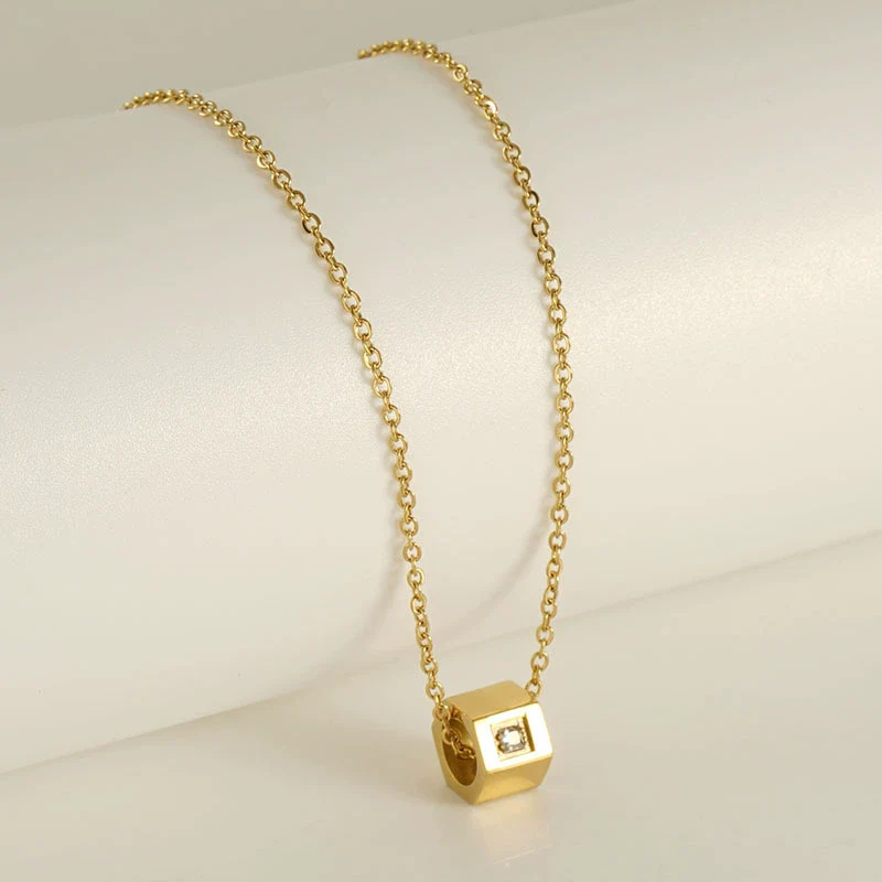 316L Stainless Steel Geometric Joker Hexagonal 3D Pendant Necklace Electroplating Unisex - Image 4