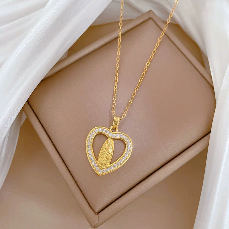 Stainless Steel Geometric Light Luxury Women's Necklace - Image 3