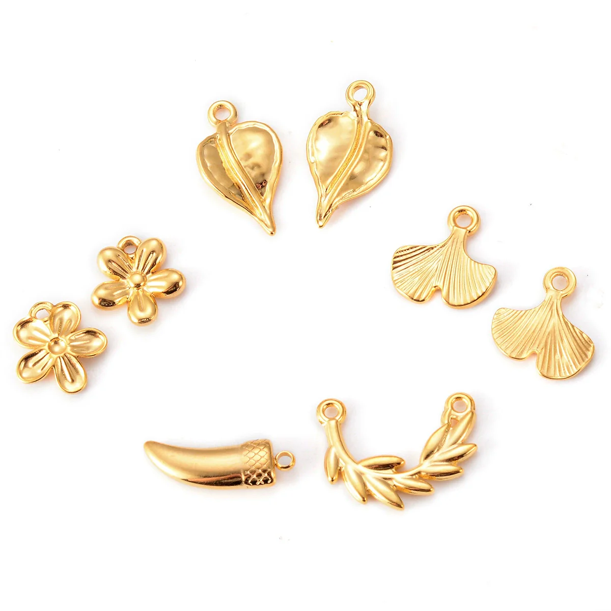 Stainless Steel Ginkgo Leaf And Pepper Leaves Flower Pendant Jewelry With Electroplating Treatment - Image 5